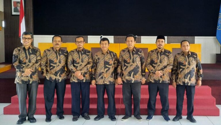 Penyerahan Estafet Kepemimpinan Wakil Dekan FAI UMM Periode 2021-2025