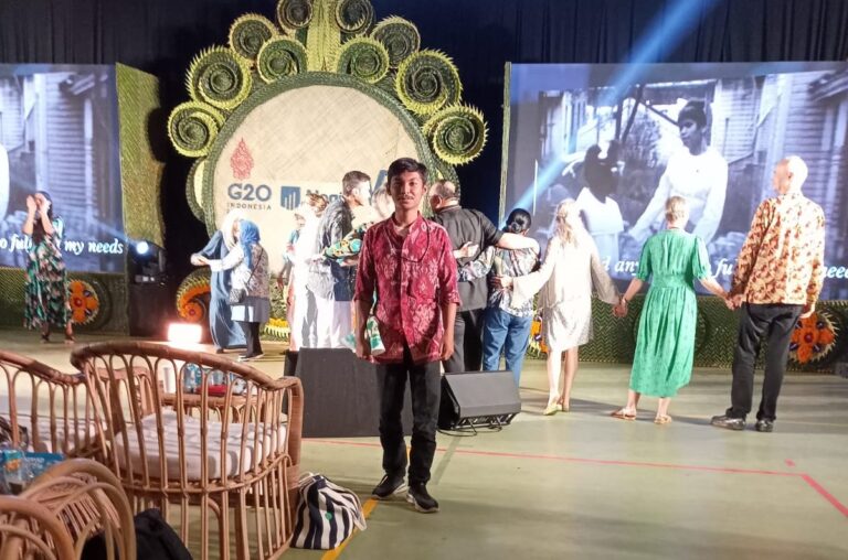 Mahasiswa Ekonomi Syariah FAI UMM Ikuti International Event “Konferensi Values 20 (V20)”