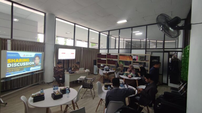 Prodi Ekonomi Syariah Bekali Dosen dengan Sharing Discussion Penulisan Buku Ajar dan Teks