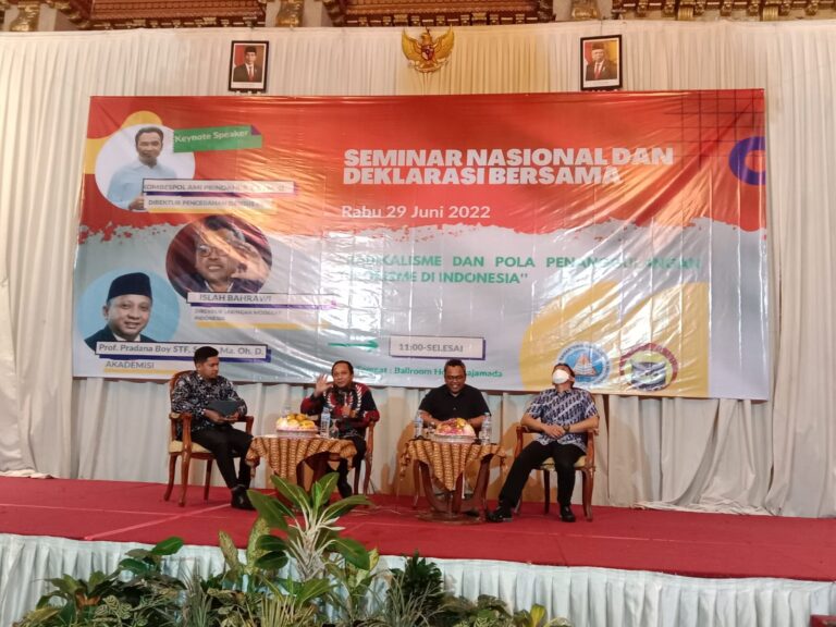 Dosen HKI Jadi Narasumber Kunci Seminar Nasional dan Deklarasi Bersama “Penanggulangan Radikalisme dan Terorisme di Indonesia.”