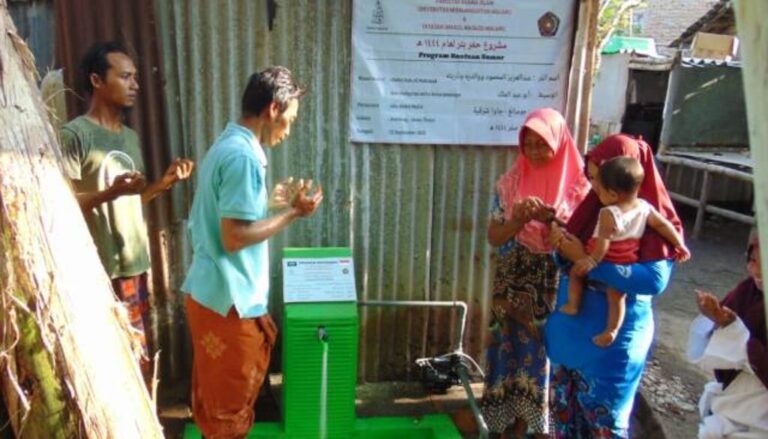 Markaz Dakwah FAI UMM Kembali Beraksi: Tutaskan Program Wakaf Sumur di Jombang-Mojokerto
