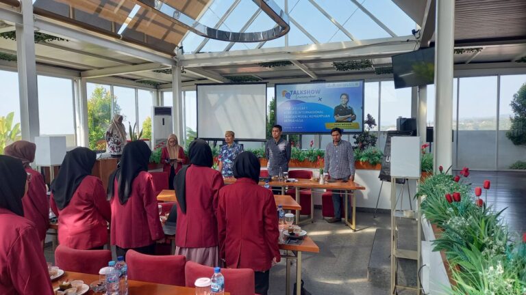 TALKSHOW KEWIRAUSAHAAN : PBA UMM DATANGKAN PRAKTISI DARI IKATAN AGENSI JASA BAHASA (IKASA)