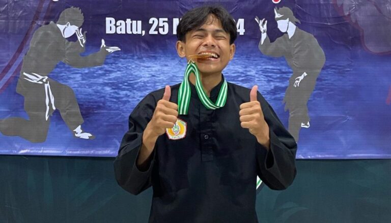 Prestasi Sayyaf Mahasiswa Ekonomi Syariah UMM, Juara Satu Tapak Suci Rector Cup