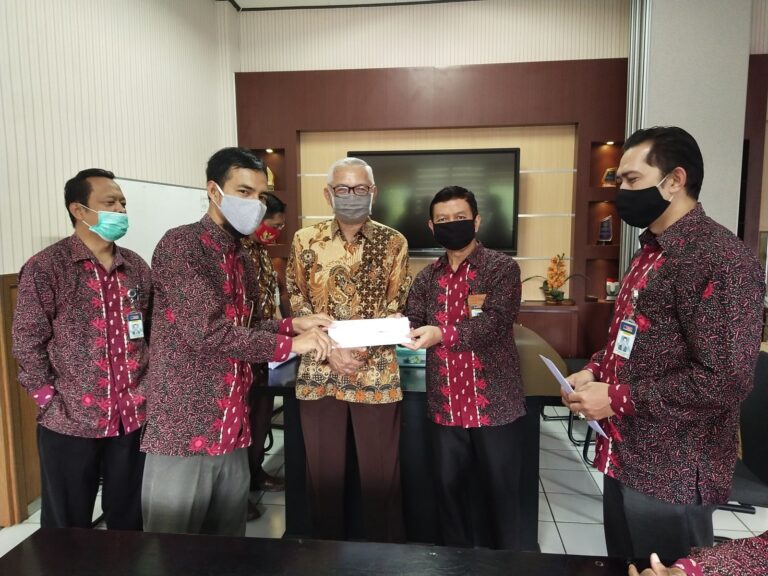 Serah Terima Jabatan Struktural, Perkuat Sinergitas FAI UMM Meraih SDM Unggul