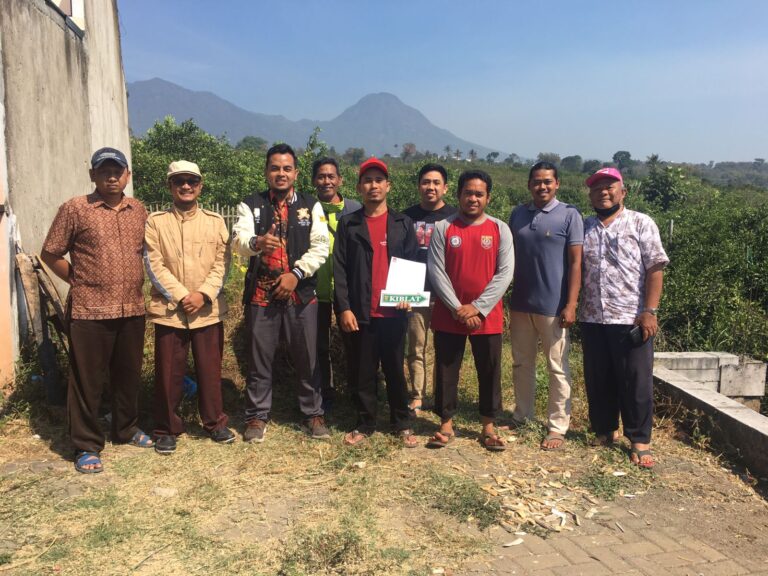 Laboratorium Syariah FAI UMM Lakukan Pengukuran Arah Kiblat di PRM Gading Kulon Dau
